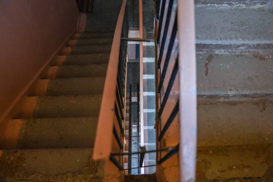 O‘zbekistonda ko‘p kvartirali uylarning kirish yo‘laklari va zinapoyalari haftada bir marta tozalanishi belgilandi